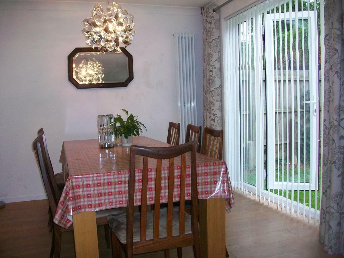 Number 8 With Free Parking Villa Bury St. Edmunds Ngoại thất bức ảnh